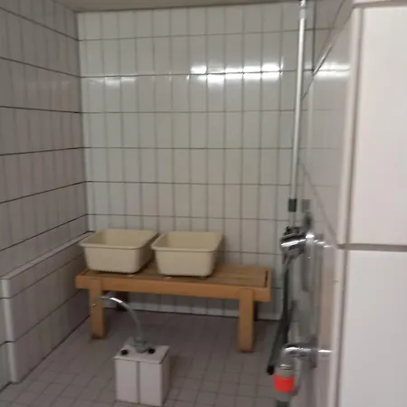Mit Balkon, Schwimmbad Apartment *